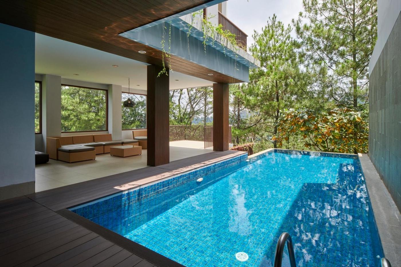 Anindya Hill View Villa 7 Bedrooms With A Private Swimming Pool Bandung Exterior photo